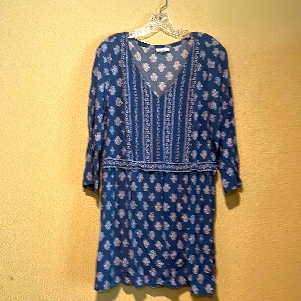 J. Jill light weight long sleeve top.